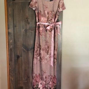 Adrianna Papell  Gown Size 12 NWT